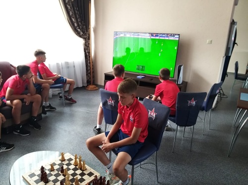 Хабаровские футболисты перенимают успешный опыт спортивной школы “Сахалин” 