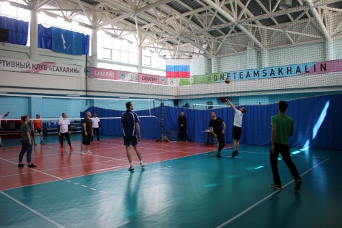 Команды подведомственных учреждений минспорта играют в волейбол